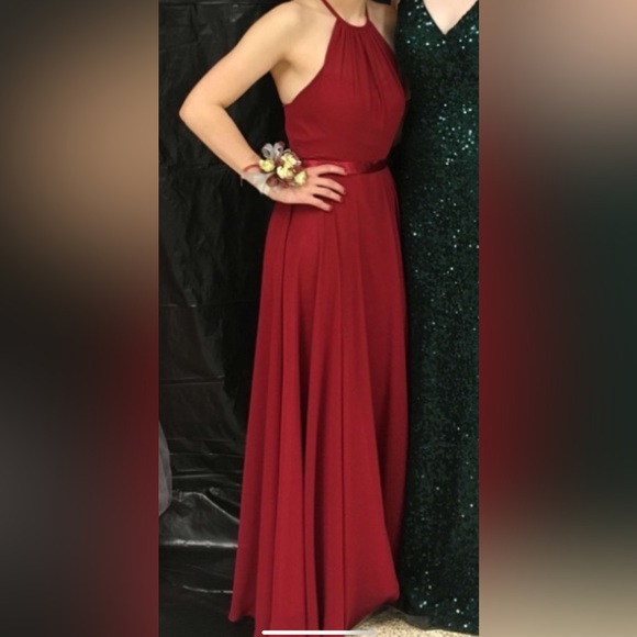 Prom Dress - Picture 2 of 5